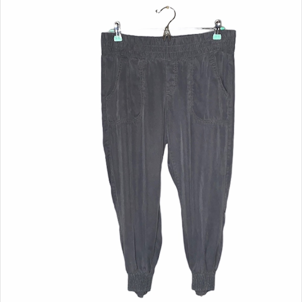 ATHLETA BENICIA CAPRI JOGGERS FALCON BACK ZIP 8